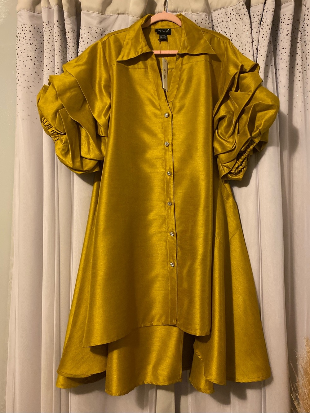 STEP IN STYLE NWT ONE SIZE GOLD TIERED SLEEVES HIGH LOW DRESS WITH POCKETS